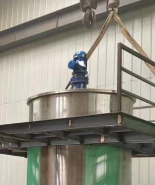 不锈钢反应锅装车柔性吊装带的使用优势